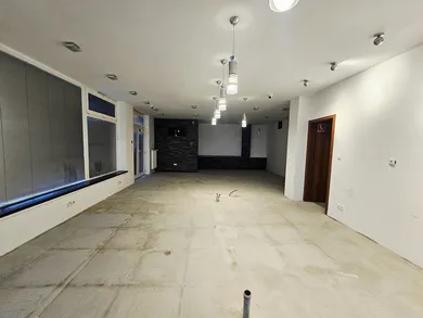 Na predaj objekt, 30 m², Bratislava-Rača, Kadnárova