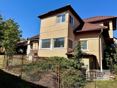 Na predaj 4-izbový dom, 250 m², Dačov Lom