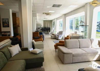 Na prenájom komerčné, 205 m², Bratislava-Nové Mesto, Račianska 99
