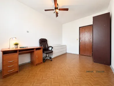 Na predaj 3-izbový byt, 64 m², Bratislava-Petržalka, Gercenova