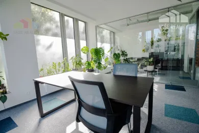Na prenájom objekt, 67 m², Bratislava-Nové Mesto, Račianska