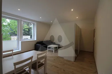 Na prenájom 2-izbový byt, 55 m², Ružomberok, K. Medveckého