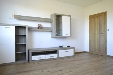 Mieszkania na wynajem, 2-pokojowe, Prešov · €650