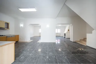 Na predaj 5-izbový dom, 165 m², Lučenec, J. Francisciho