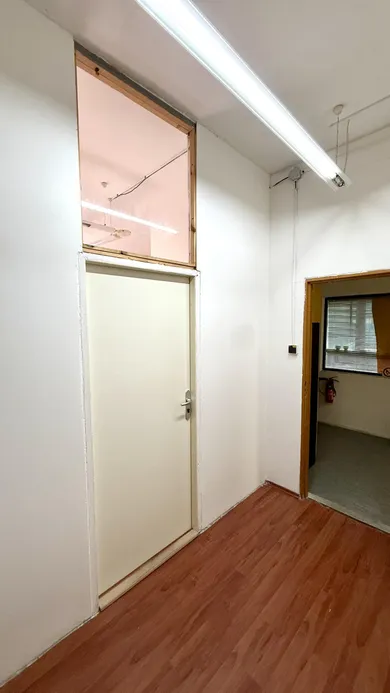 Na prenájom objekt, 35 m², Košice-Staré Mesto, Jakobyho