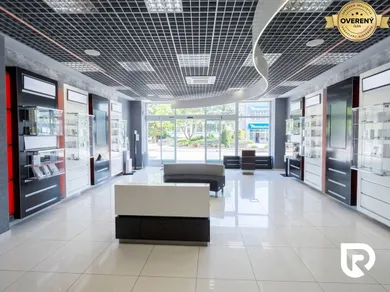 Na prenájom komerčné, 120 m², Snina, Strojárska