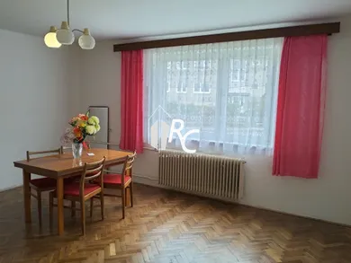 Na predaj 5-izbový dom, 198 m², Vrútky, Francúzskych partizánov
