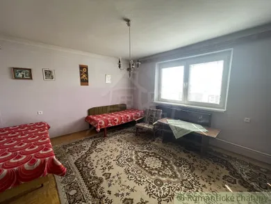 Na predaj dom, Bánov