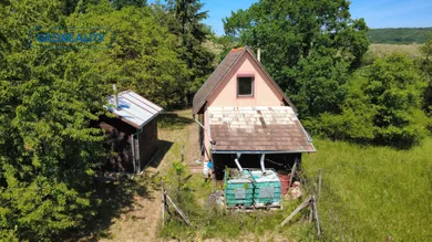 Na predaj 1-izbový rekreačný dom, Bátovce