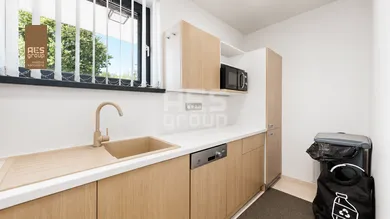 Na prenájom objekt, 37 m², Bratislava-Petržalka, Kopčianska