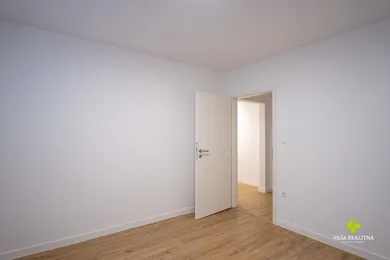 Na prenájom 2-izbový byt, 55 m², Prievidza, Šumperská