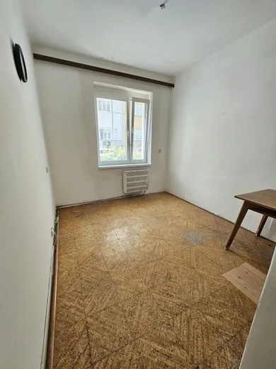Na predaj 3-izbový byt, 56 m², Bratislava-Staré Mesto, Francisciho