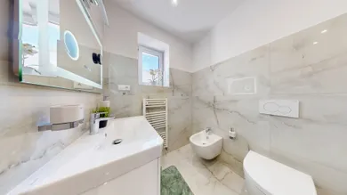 Na predaj 5-izbový dom, 158 m², Ivanka pri Dunaji, Sadová