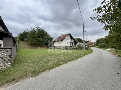 Na predaj pozemok, 600 m², Medzianky, -