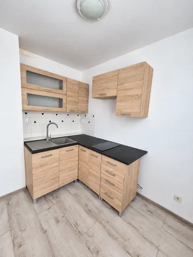 Eladó lakások, 1-szobás, Komárno · €66 900
