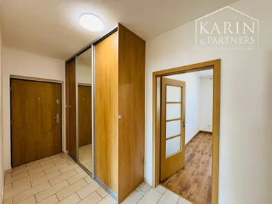 Na prenájom 2-izbový byt, 56 m², Skalica