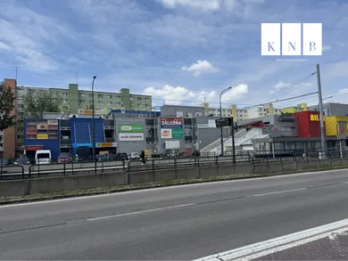Na prenájom komerčné, Bratislava-Dúbravka, Saratovská