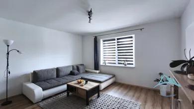 Na predaj dom, 104 m², Bušince, Ružová