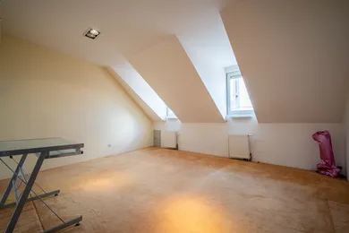 Na prenájom 3-izbový byt, Bratislava-Staré Mesto, Beblavého