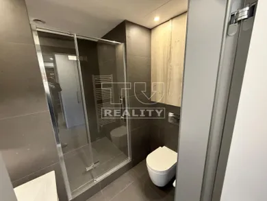 Na predaj 1-izbový byt, 35 m², Bratislava-Staré Mesto