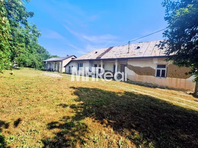 Na predaj dom, 145 m², Perín-Chym