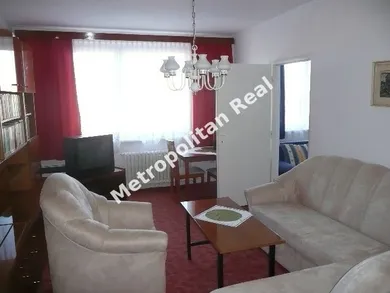 Na predaj 2-izbový byt, 62 m², Bratislava-Petržalka, Vilová