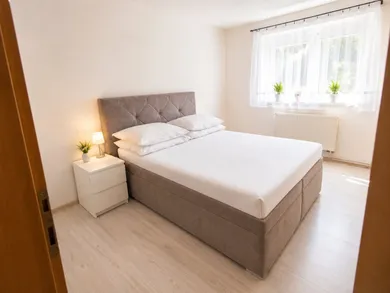 Na predaj 2-izbový byt, 55 m², Žilina, Hollého