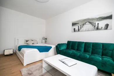 Na prenájom 1-izbový byt, 40 m², Zvolen, Gen. Asmolova
