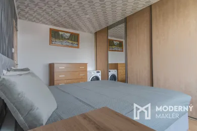 Na predaj 3-izbový byt, 71 m², Poprad, Bajkalská