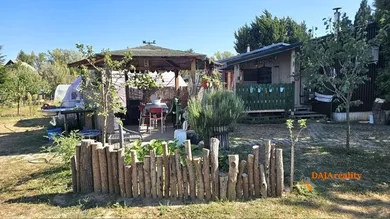 Na predaj pozemok, 450 m², Sereď