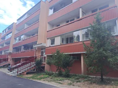 Mieszkania na sprzedaż, 4-pokojowe, Bratislava-Dúbravka · €239 000
