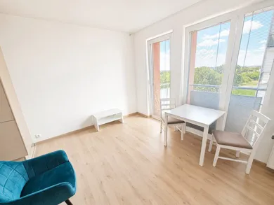 Na prenájom 1-izbový byt, 28 m², Bratislava-Záhorská Bystrica