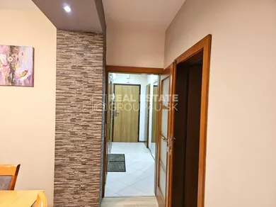 Na predaj 3-izbový byt, 69 m², Považská Bystrica, Nábrežná