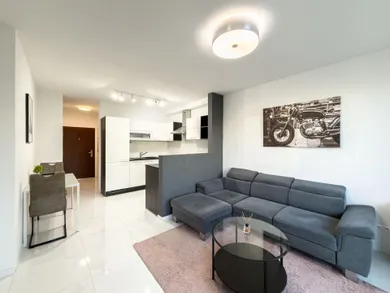 Na predaj 2-izbový byt, 43 m², Bratislava-Záhorská Bystrica
