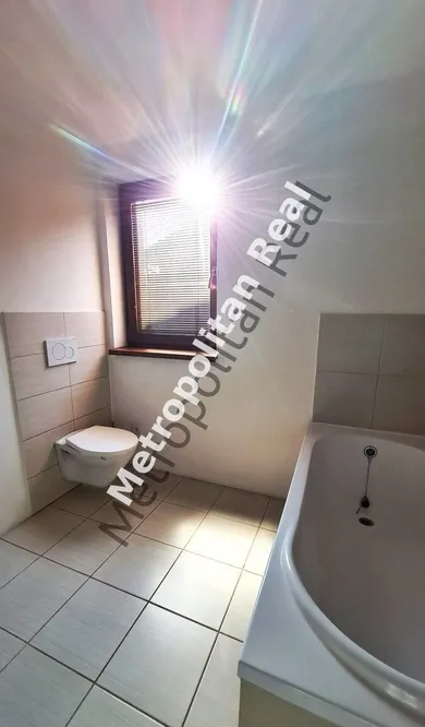 Na predaj dom, 165 m², Rovinka, Orechová
