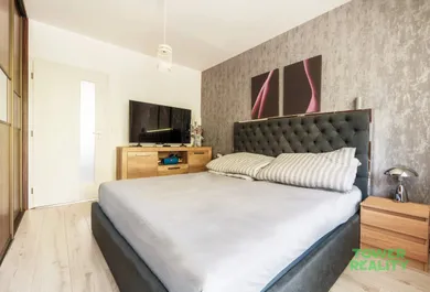 Na predaj 4-izbový byt, 79 m², Trenčín, Halalovka