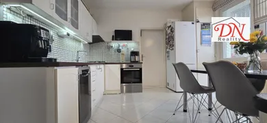 Na predaj 4-izbový byt, 103 m², Nitra, Čajkovského