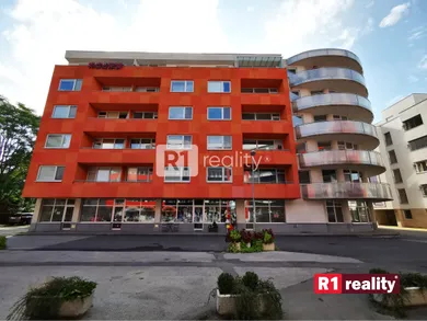 Mieszkania na sprzedaż, 3-pokojowe, Piešťany · €412 000