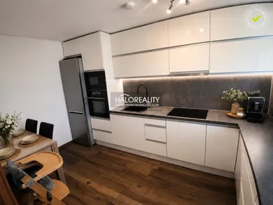 Na predaj 3-izbový byt, 69 m², Košice-Dargovských hrdinov