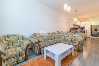 Na prenájom 2-izbový byt, 65 m², Pezinok, Suvorovova