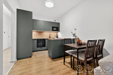 Na prenájom 2-izbový byt, 54 m², Bratislava-Podunajské Biskupice
