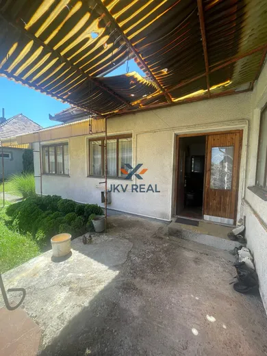 Na predaj dom, 175 m², Tekovské Lužany