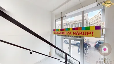 Na prenájom komerčné, 97 m², Bratislava-Staré Mesto, Štúrova