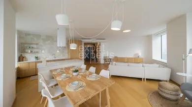 Квартири в оренду, 3-кімнатні, Bratislava-Staré Mesto · €1 600