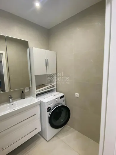 Na prenájom 3-izbový byt, 95 m², Bratislava-Ružinov, Jégého