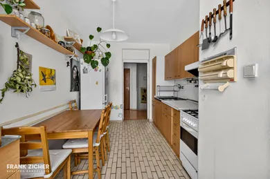 Na predaj 5-izbový byt, 165 m², Bratislava-Dúbravka, Talichova