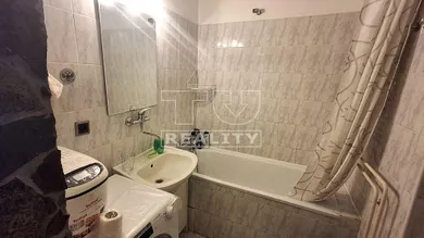 Na predaj 1-izbový byt, 36 m², Bratislava-Karlova Ves