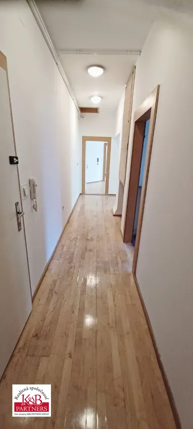 Na prenájom 3-izbový byt, 80 m², Trenčín, Jiráskova