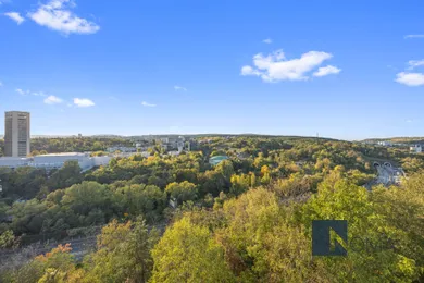 Na predaj 2-izbový byt, 42 m², Bratislava-Staré Mesto, Martinengova