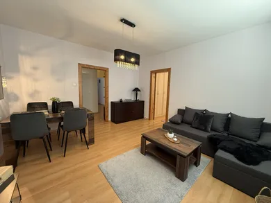 Na prenájom 3-izbový byt, 71 m², Prešov, Magurská
